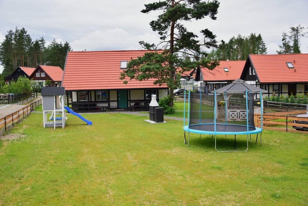 Pastelowy Domek Z Balia Elektryczna Z Jacuzzi Zalakowo Экстерьер фото